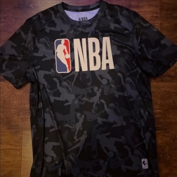 NBA T-Shirt - Picture 1 of 3